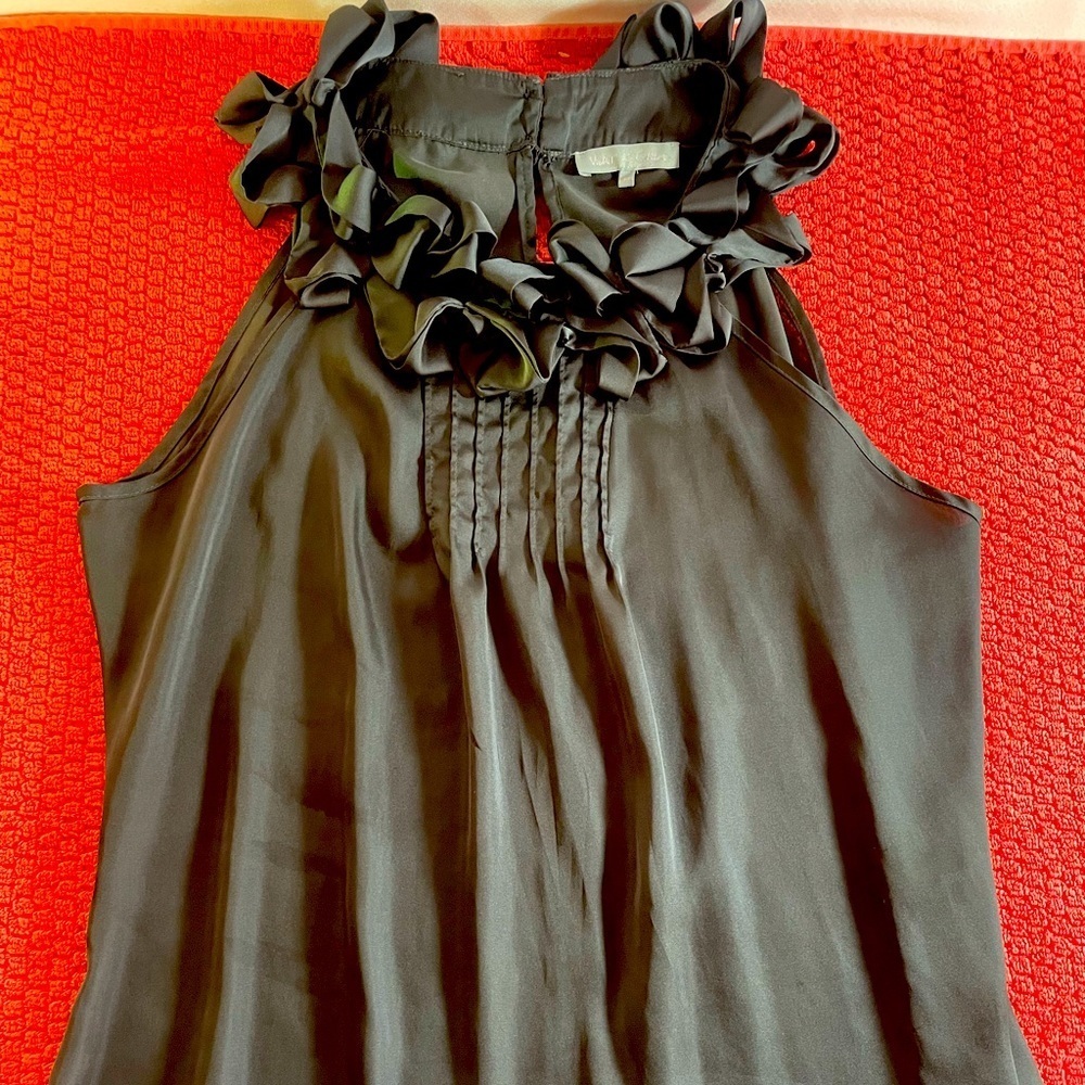 Violet and Claire Blouse Size M